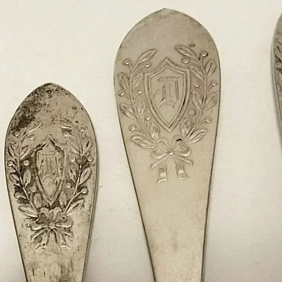 Franklin Silver Plate Co. Lot of 5 Wreath Shield Skeleton Key Hallmark Monogram - Picture 3 of 8